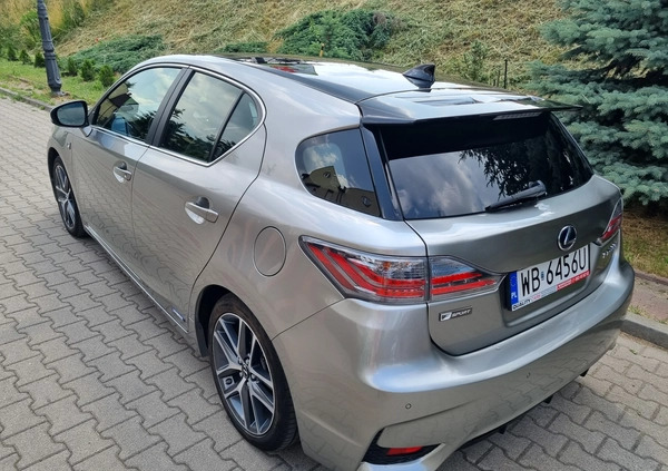 Lexus CT cena 72500 przebieg: 82000, rok produkcji 2017 z Warszawa małe 154